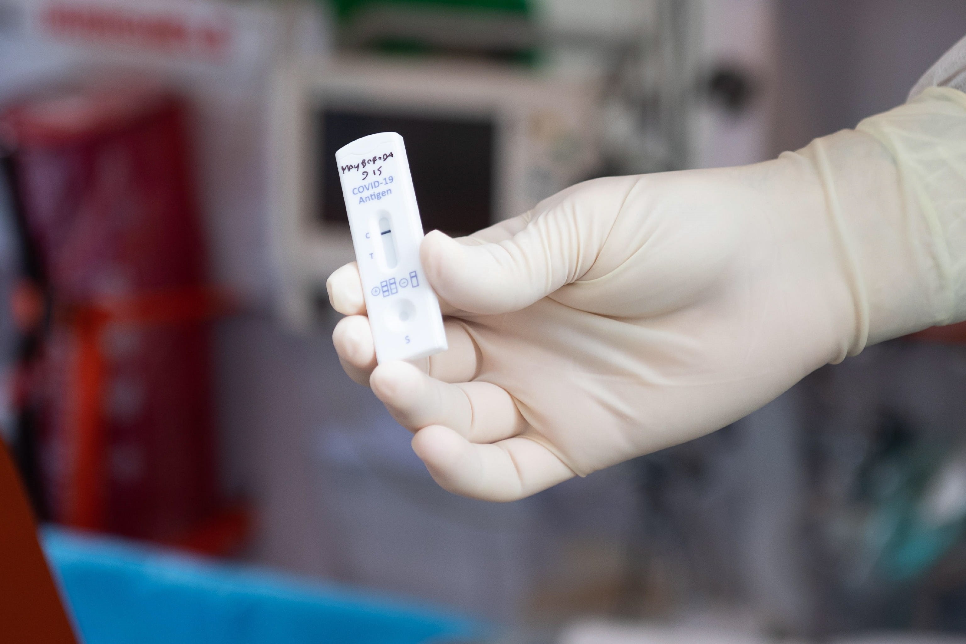 ¿Qué implicaciones tienen las mutaciones del coronavirus?