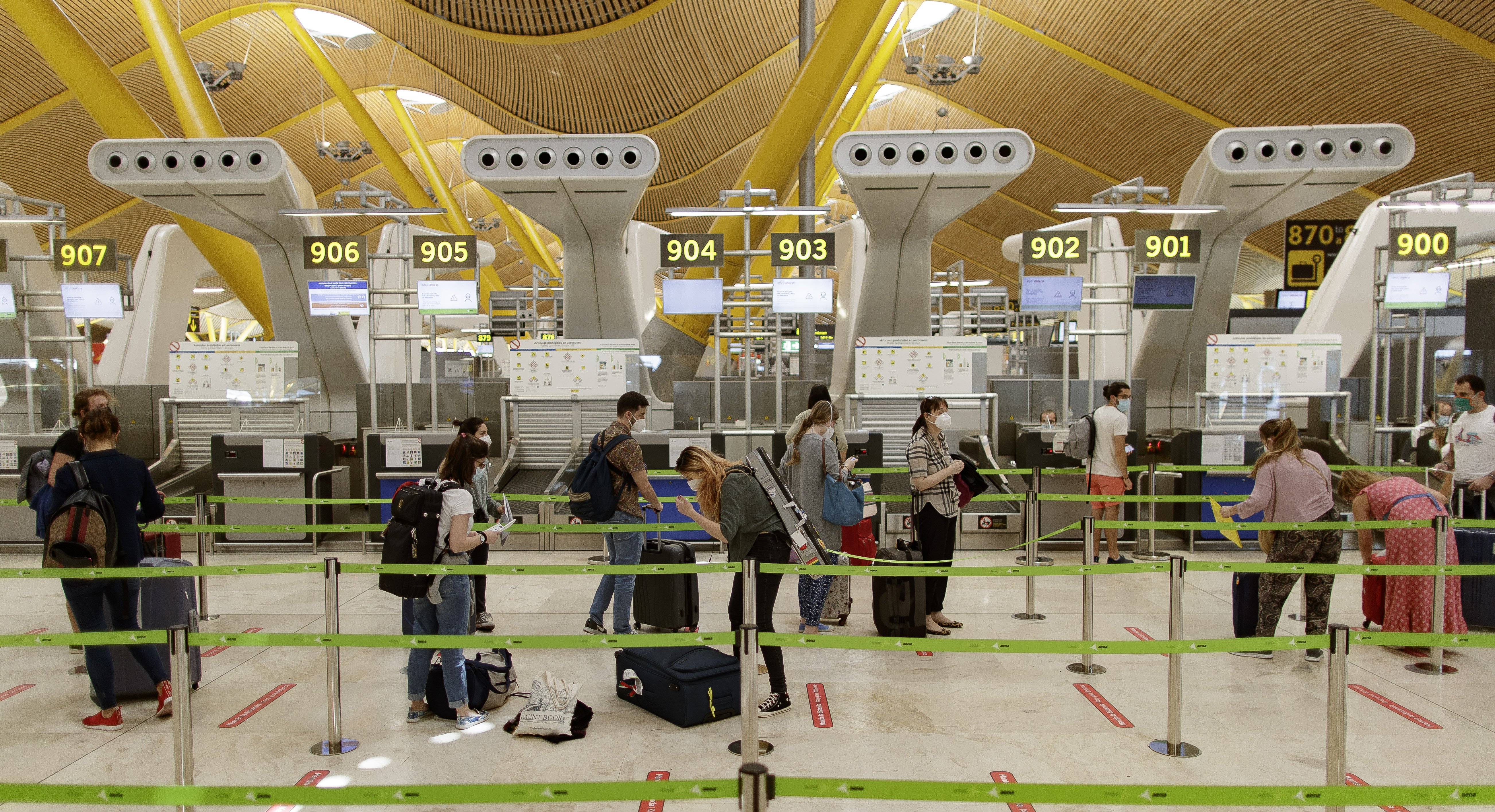 Toque de atención de Bruselas a España por la entrada de turistas británicos