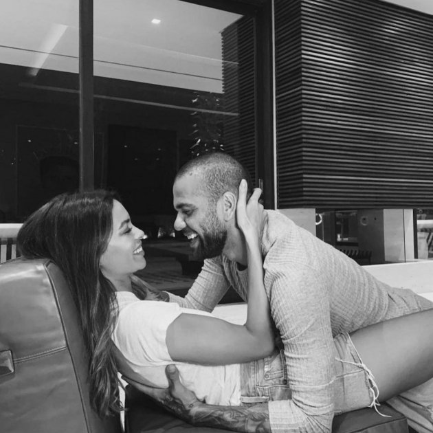 Joana Sanz i Dani Alves enamorats @joanasanz