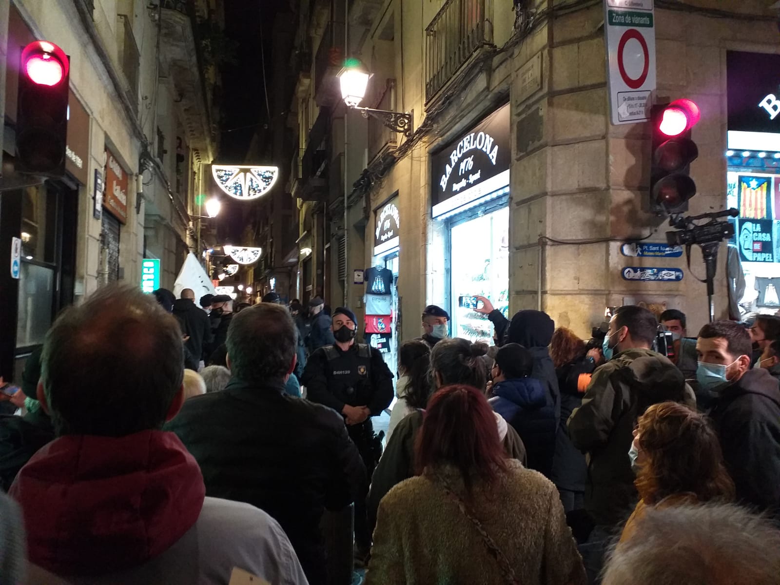 Los CDR se reactivan: concentración en Barcelona contra la represión
