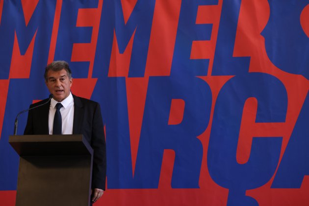 Joan Laporta Presidenciable Barça Hospital Santo Paz - Sergi Alcàzar