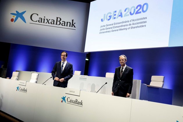 El presidente de CaixaBank, Jordi Vado el consejero|conseller delegado Gonzalo Gortázar junta de accionistas de CaixaBank EFE