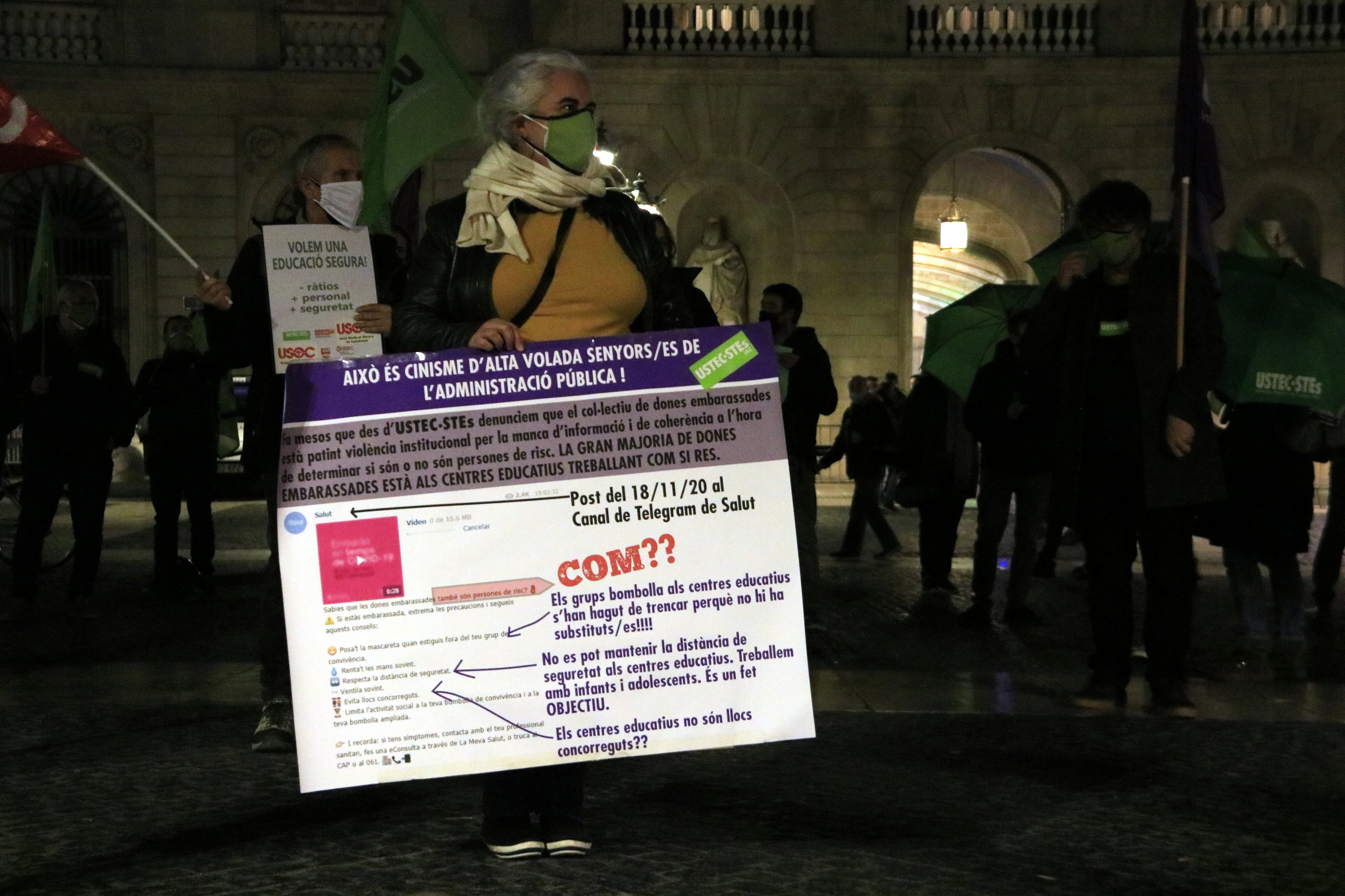 Els sindicats d'educació reclamen mesures per combatre la Covid a les escoles