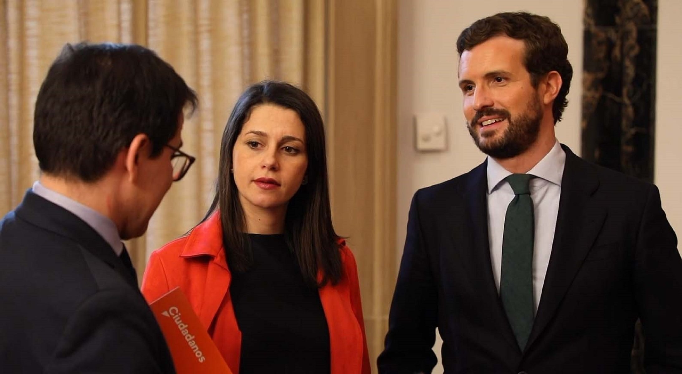 Ciudadanos y PP acusan al Govern de haber dado privilegios a los presos