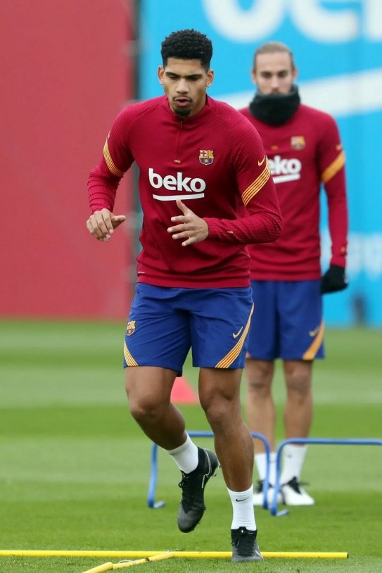 Araujo entrenament FCB