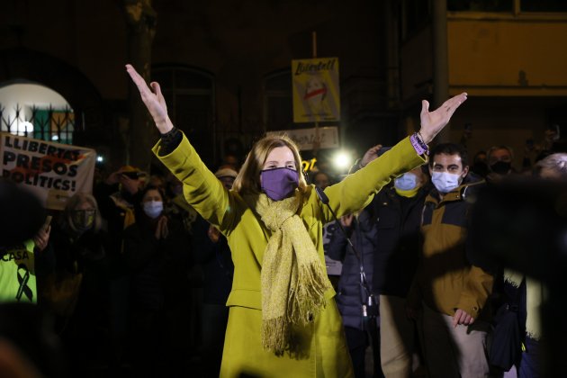 Carme Forcadell entrada wad raso tercer grado -Sergi Alcàzar