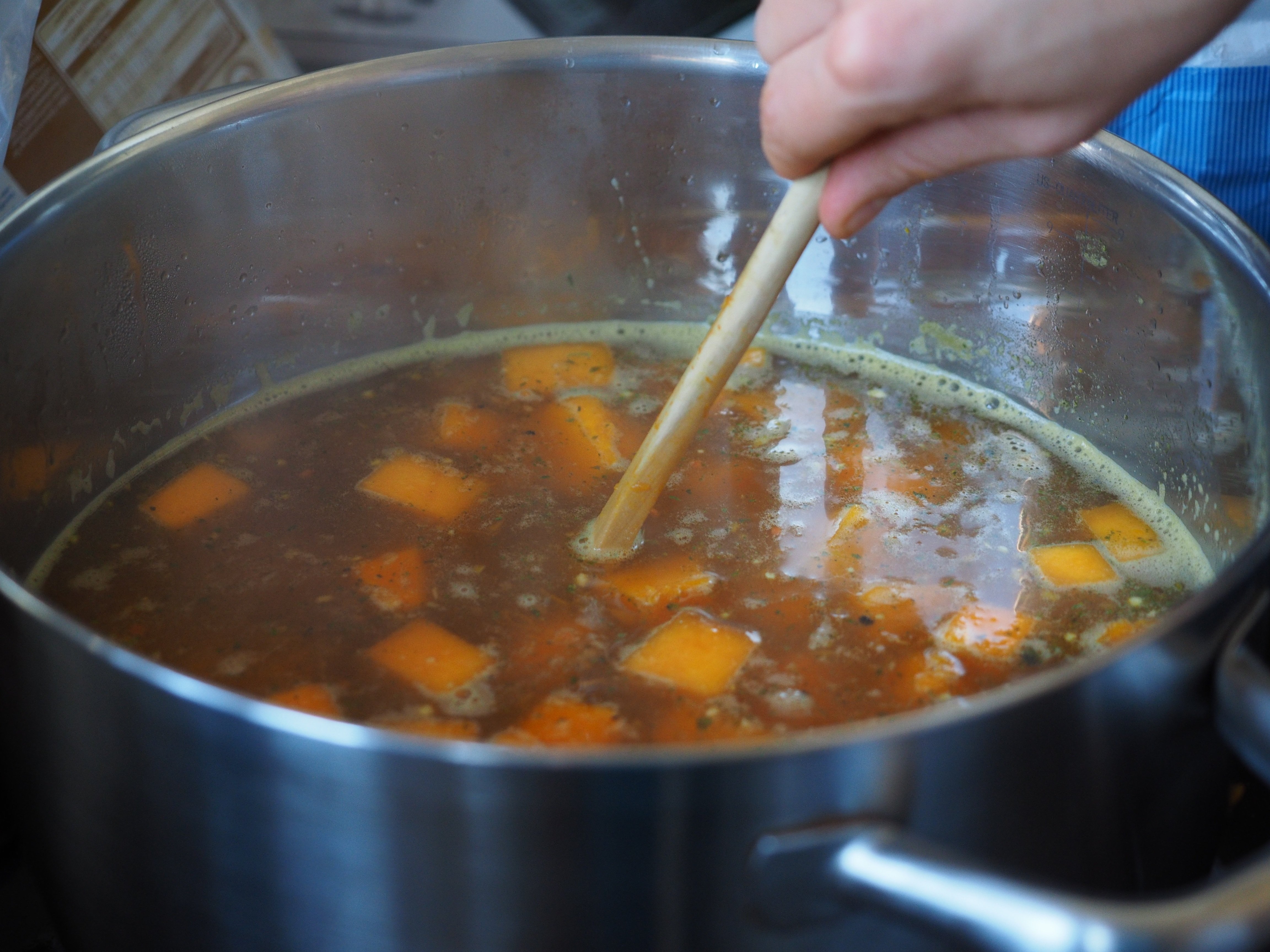 Cocinando caldo