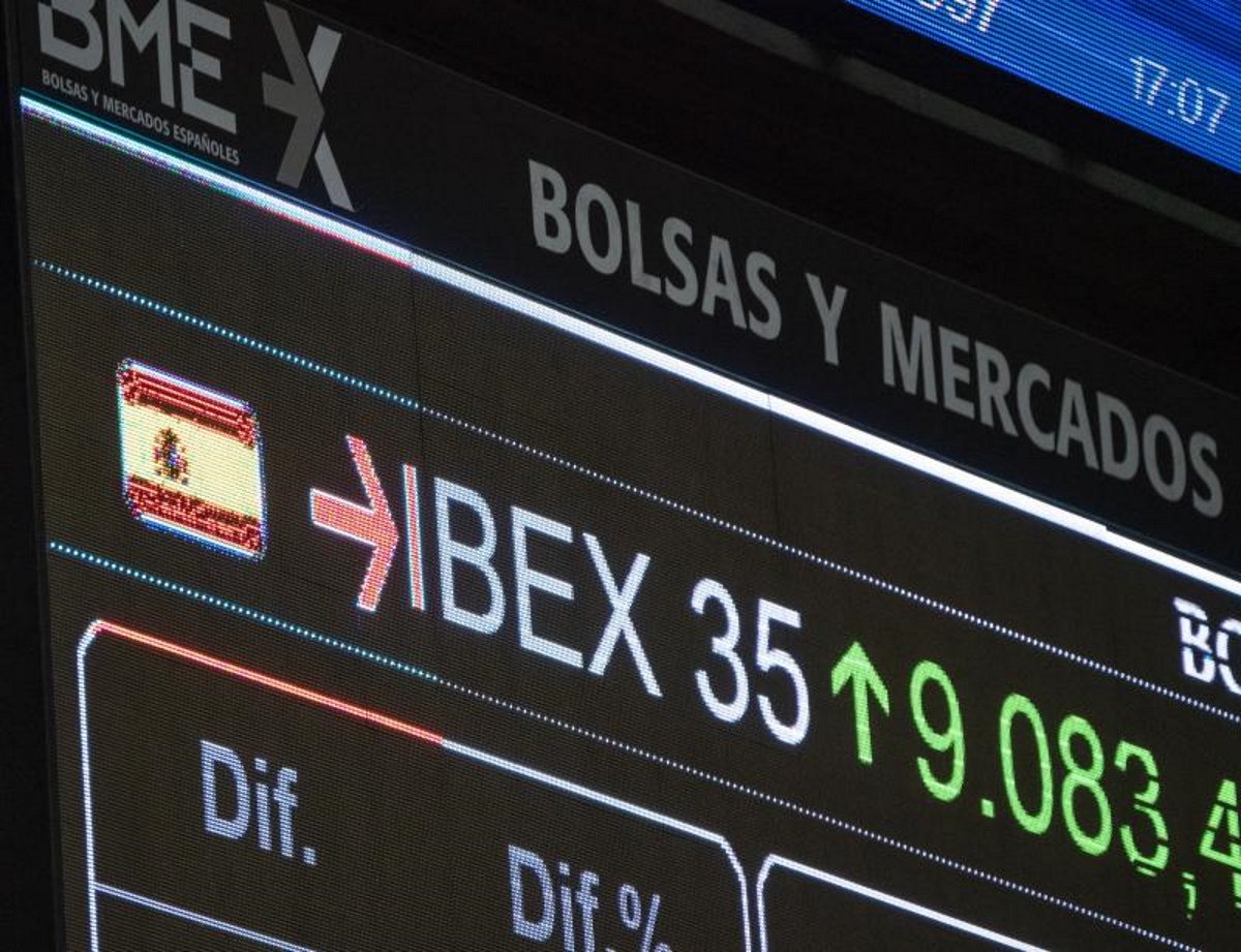 La bolsa española rebota casi un 5% en la mejor sesión en 16 meses