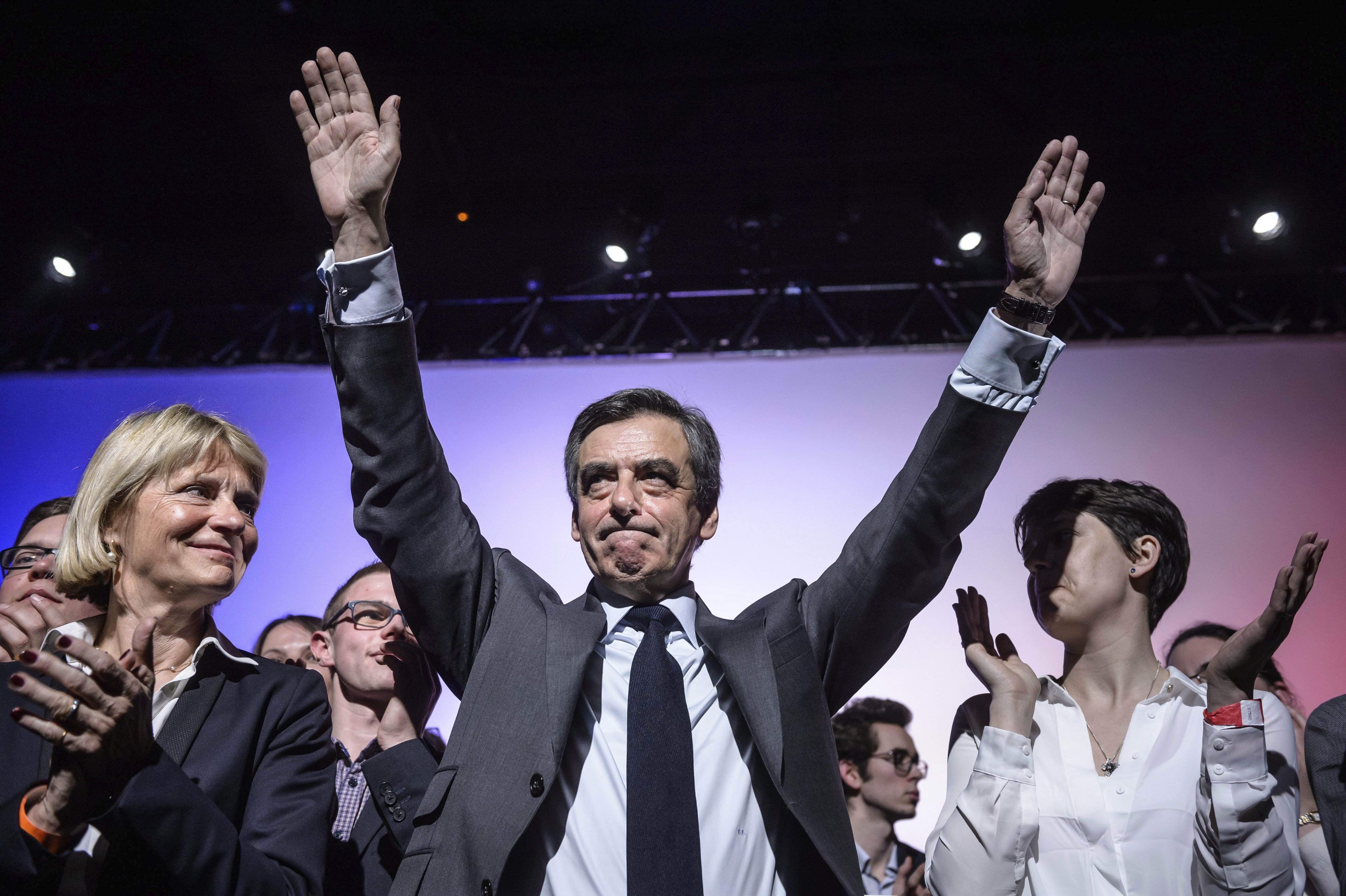 Fillon, sobre el procés: "Em xoca que es negui el dret a decidir d'un poble"