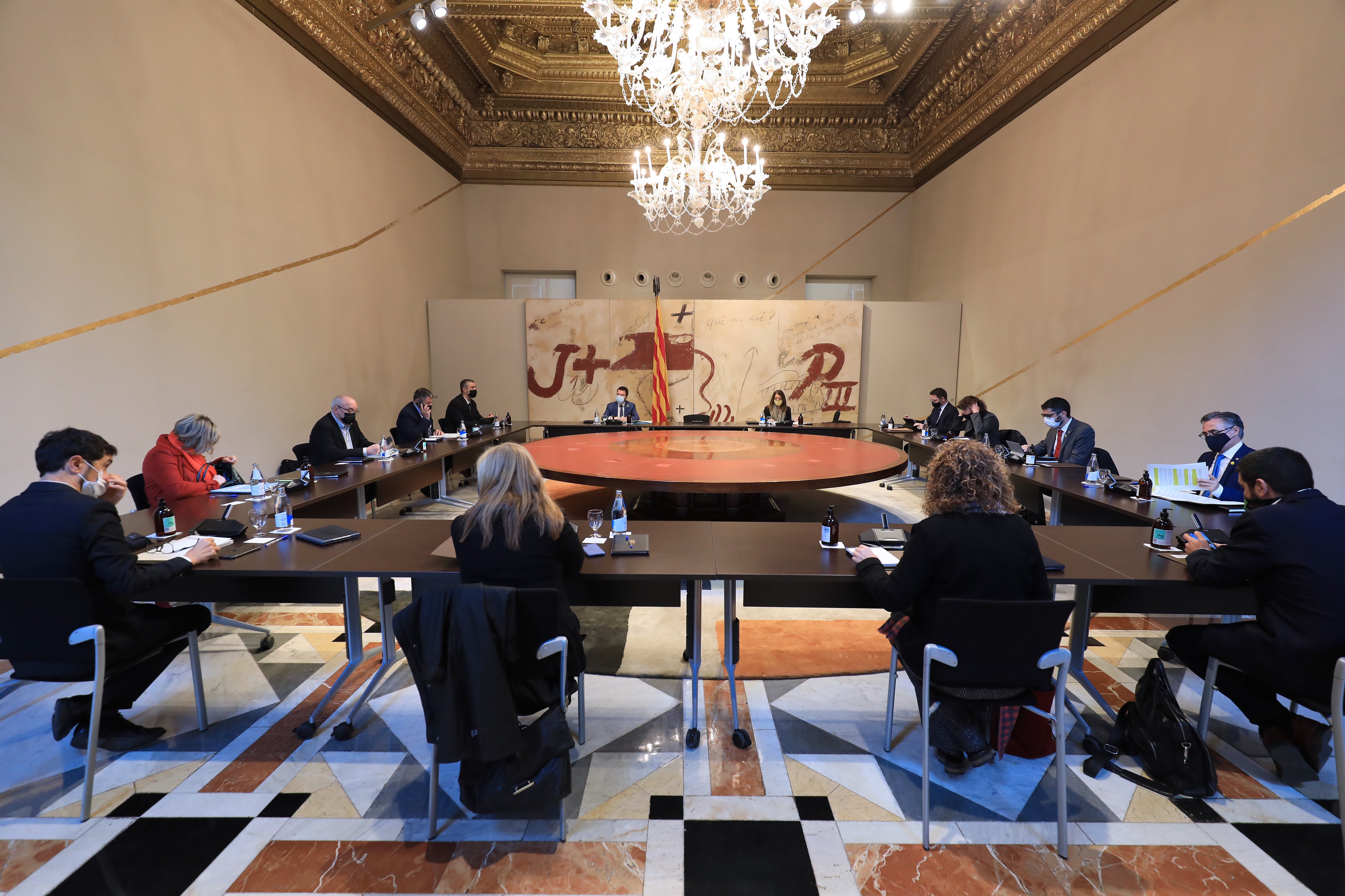 Creus que JxCat i ERC han de pactar de nou el Govern de la Generalitat?