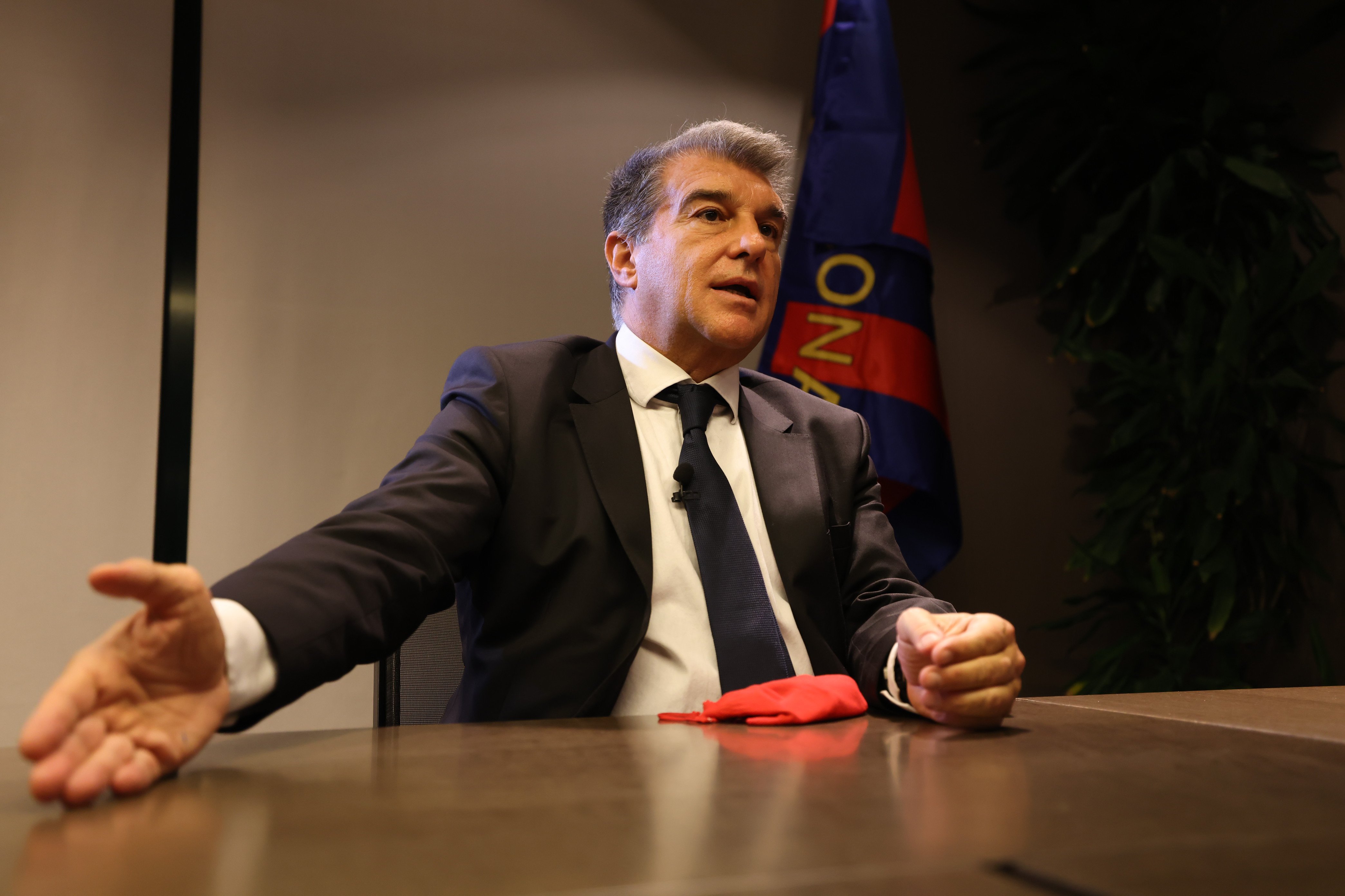 Bin Salmán ha pedido precio a Joan Laporta que va como loco por sacarlo del Barça y llevarlo al Newcastle