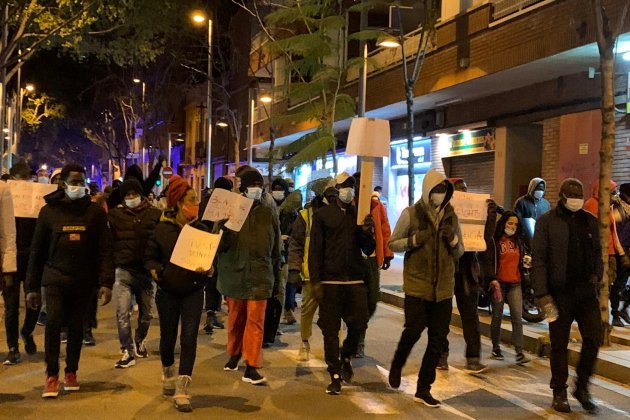 manifestación badalona nave incendio  - Mar Acero
