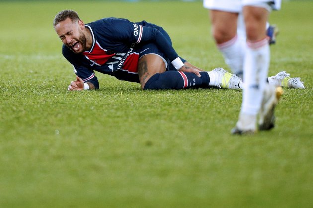 Neymar lesión PSG Olympique Lyon EFE