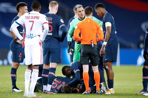 Neymar lesión PSG Olympique Lyon EFE