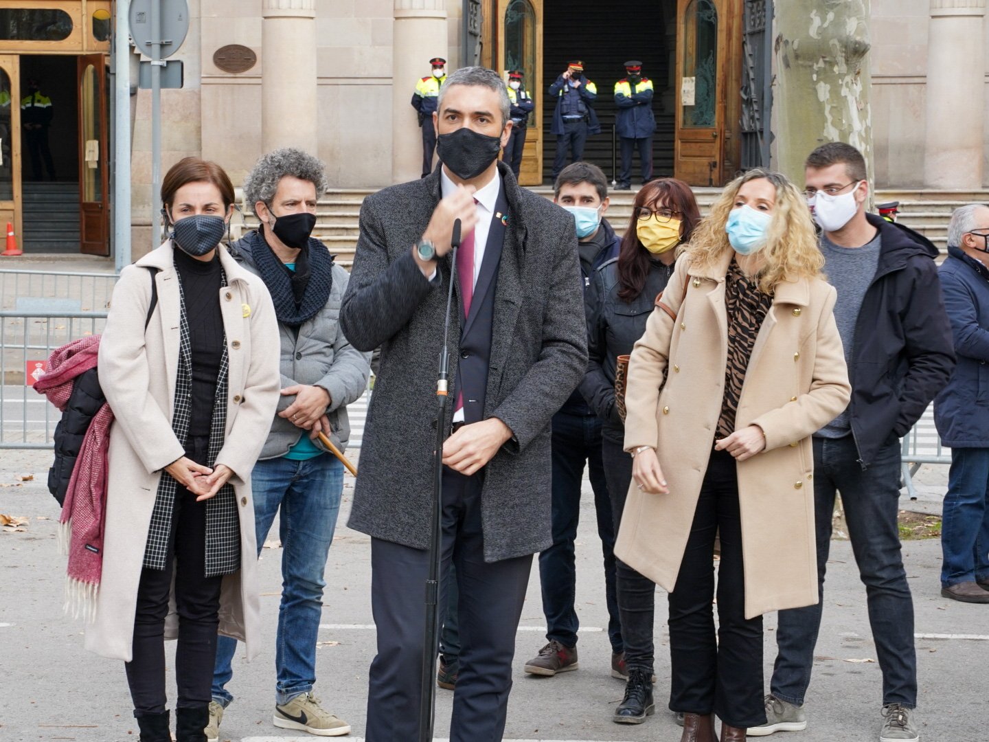 Solé niega desobediencia por el 1-O: "He obedecido el mandato de la ciudadanía"