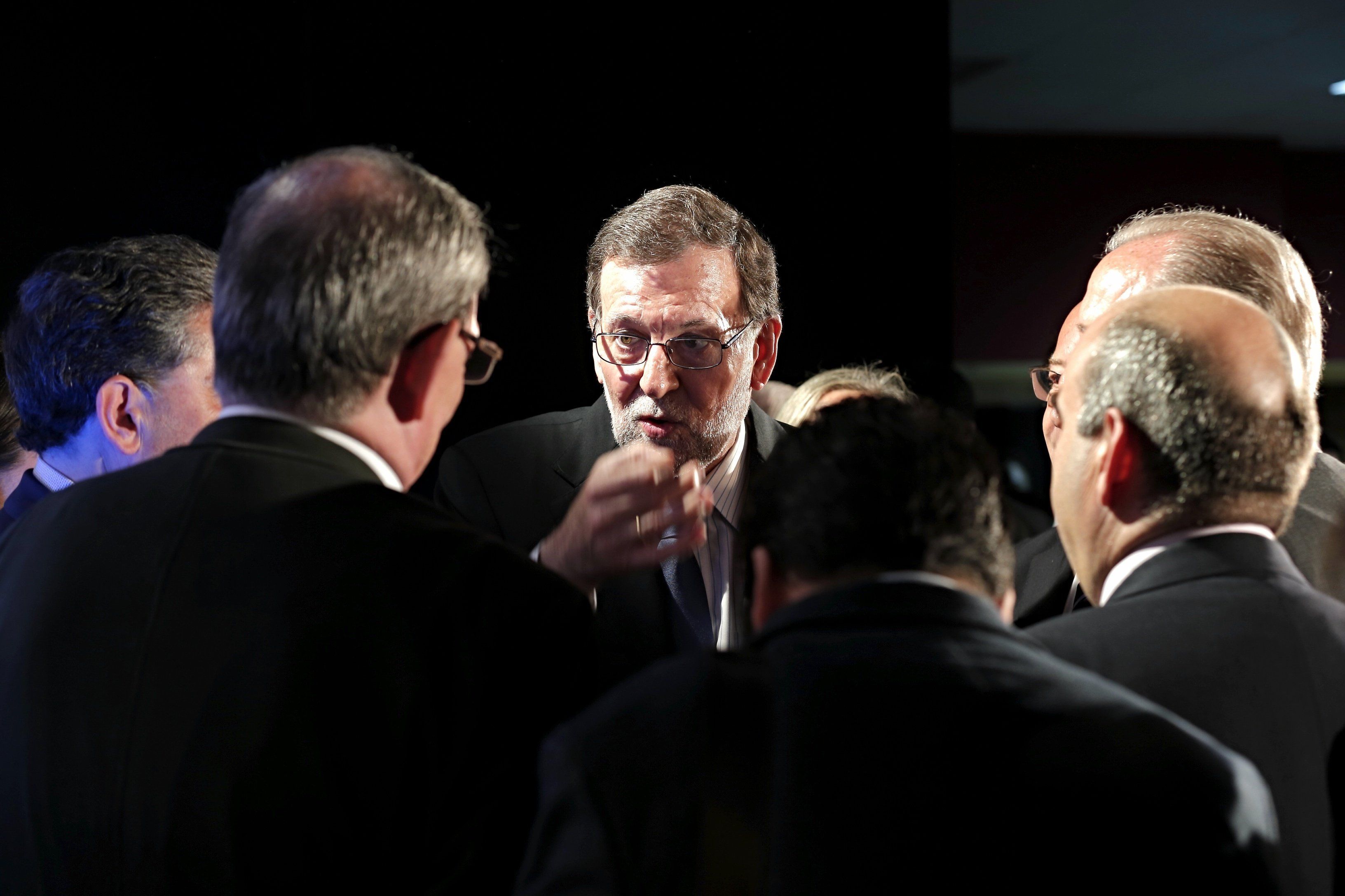 Rajoy accepta el debat a 4 i defuig el cara a cara amb Sánchez