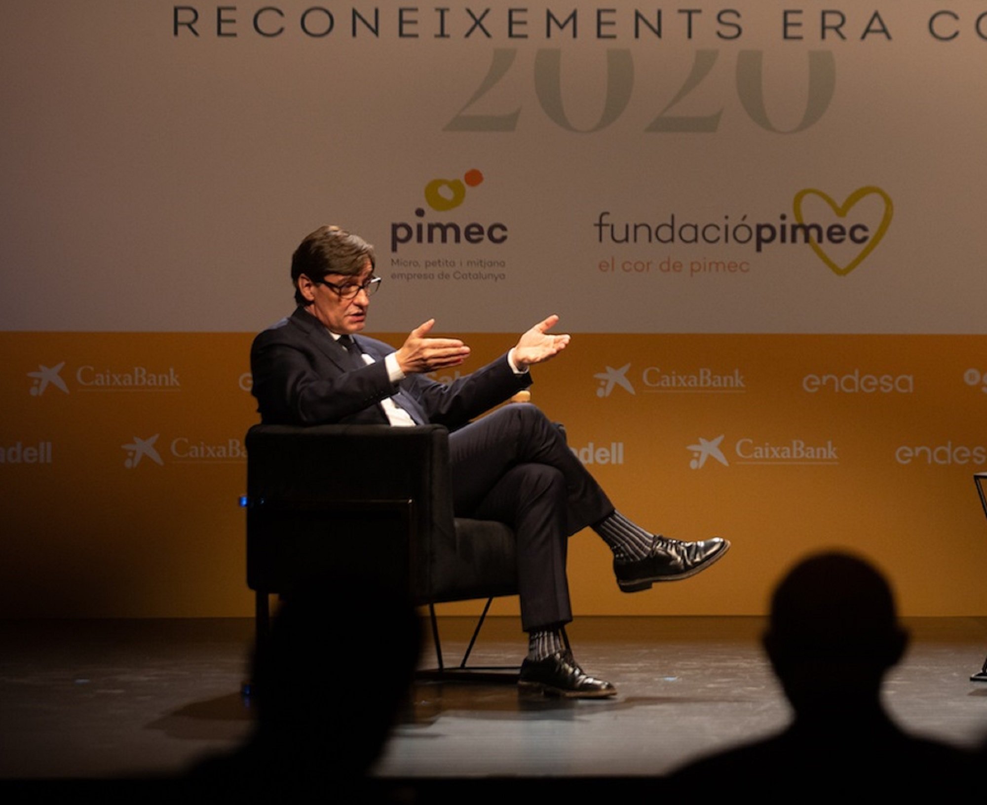 Illa: "Posiblemente será necesario una tercera dosis de la vacuna en 2022"