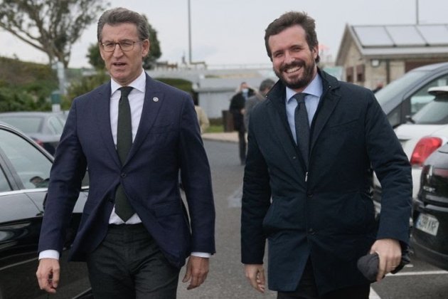 Pablo Casado y Alberto Núñez Feijóo sin mascarilla TWITTER