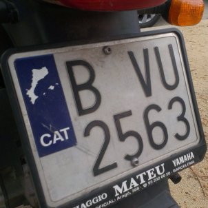 Botran, multat per portar el 'CAT' a la matrícula