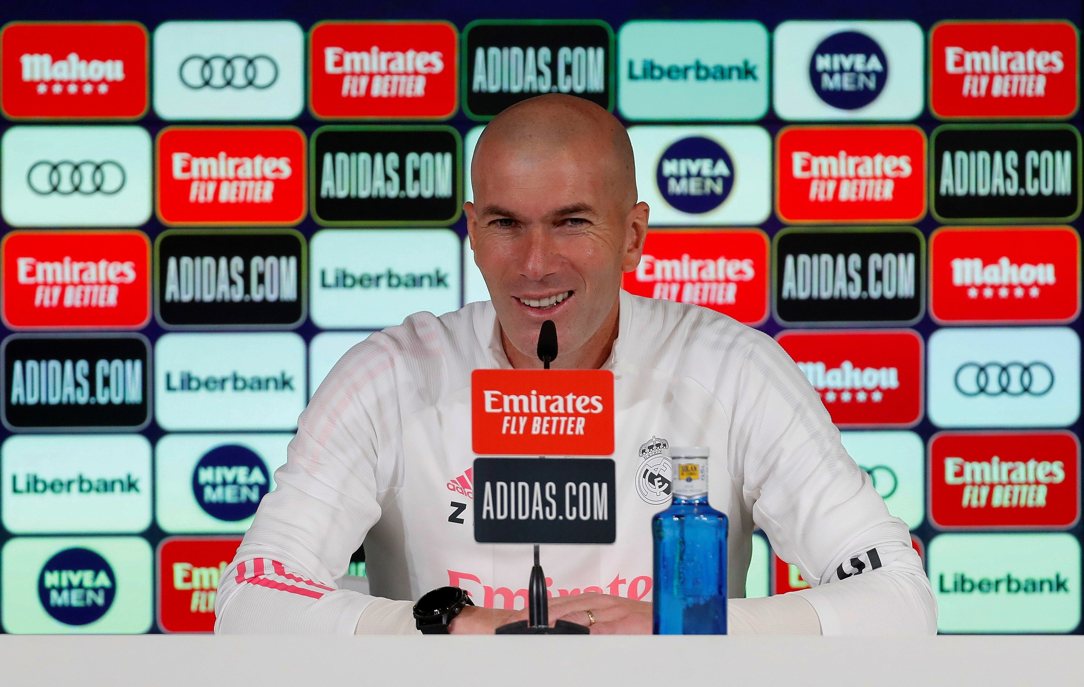 El Betis s'avança al pla de Zidane que Florentino Pérez va rebutjar per al Reial Madrid