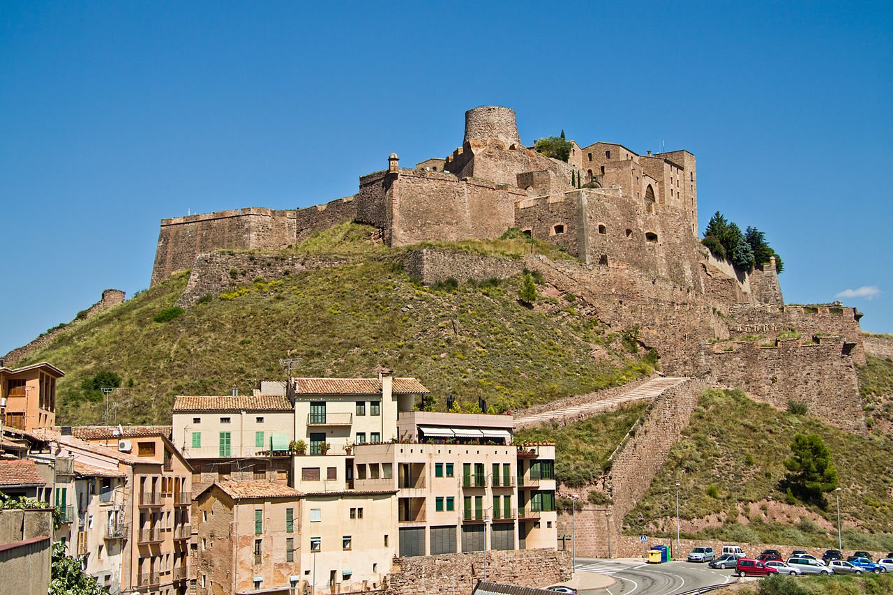 castell cardona - Mikipons