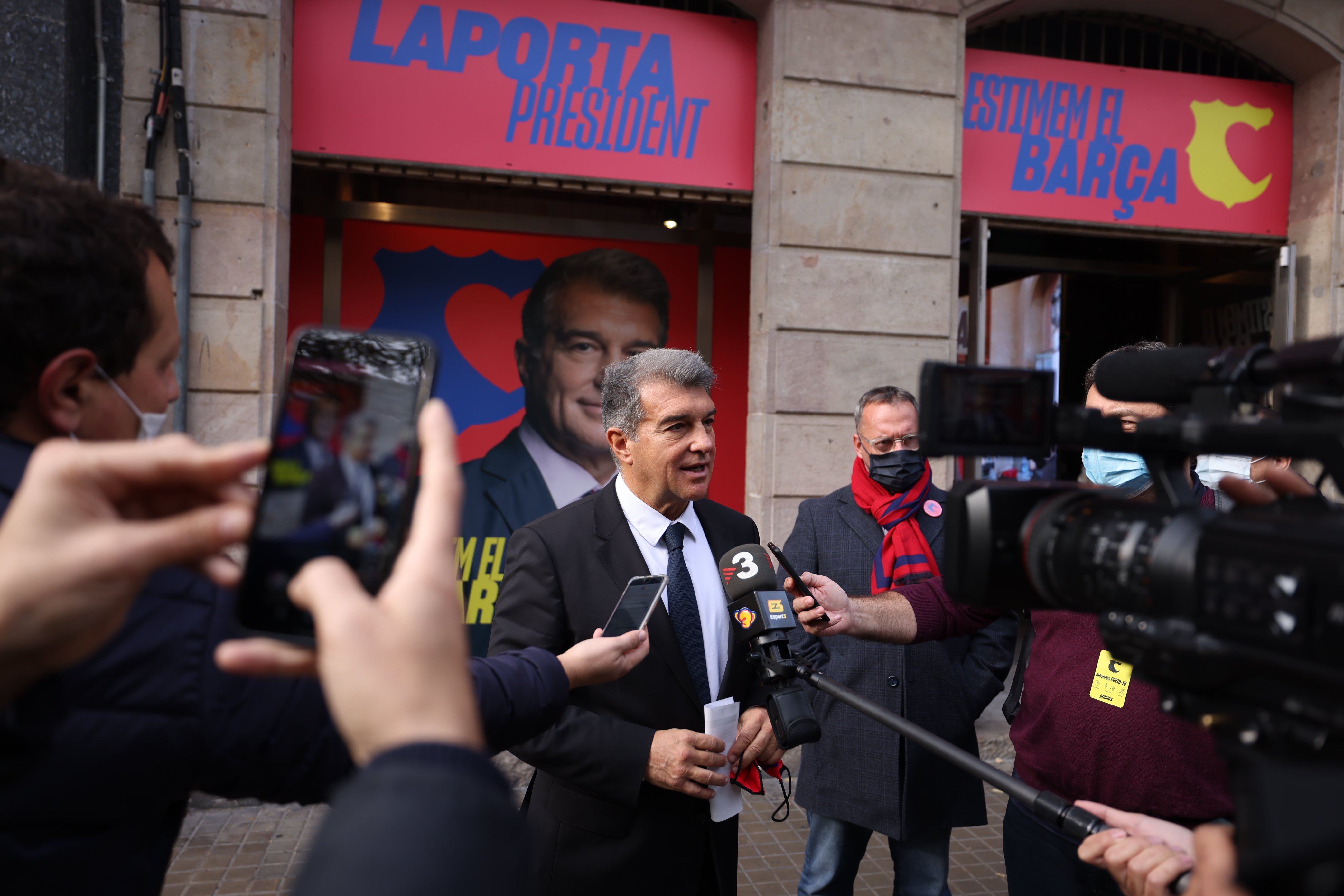 Laporta, esperanzado para volver a ser presidente: "Empieza el partido"