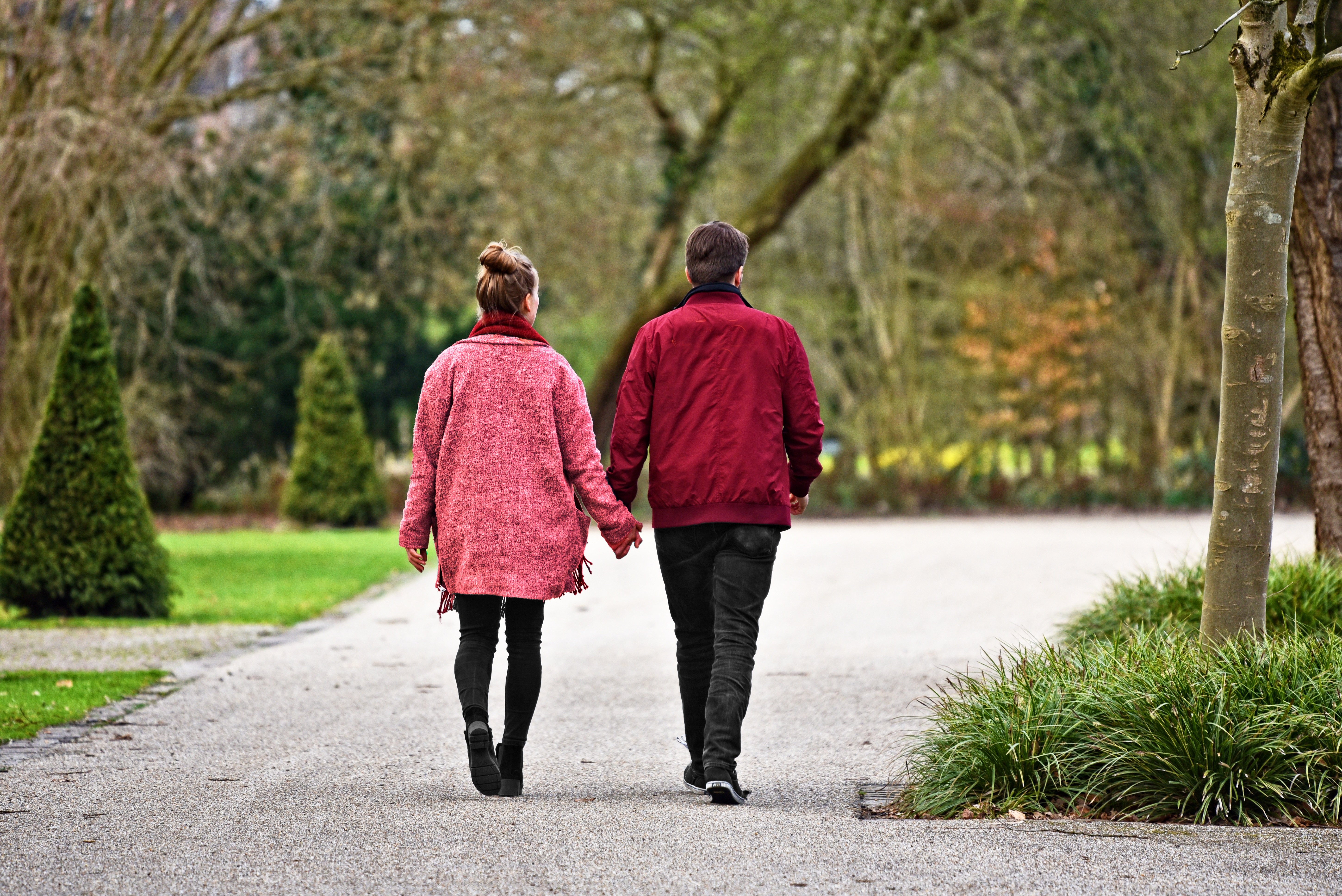 Pareja caminando