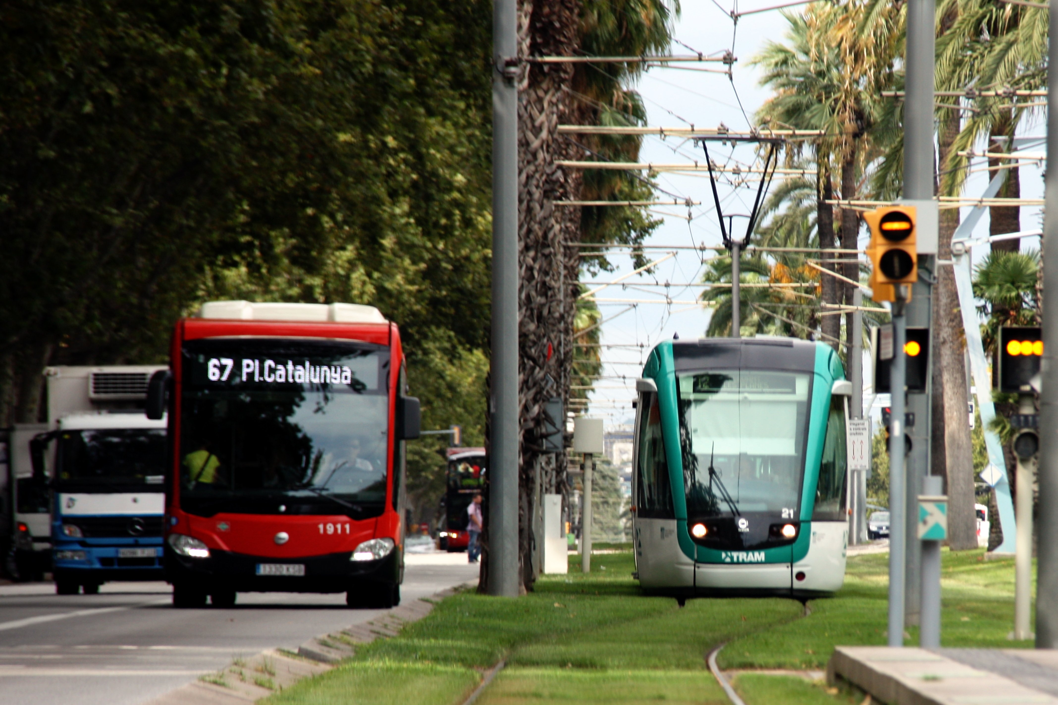 Licitadas las primeras obras de la conexión del tranvía en la Diagonal