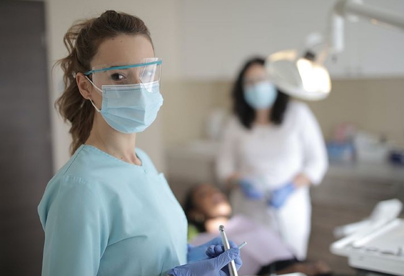Madrid oferirà tests d'antígens gratuïts a les clíniques dentals