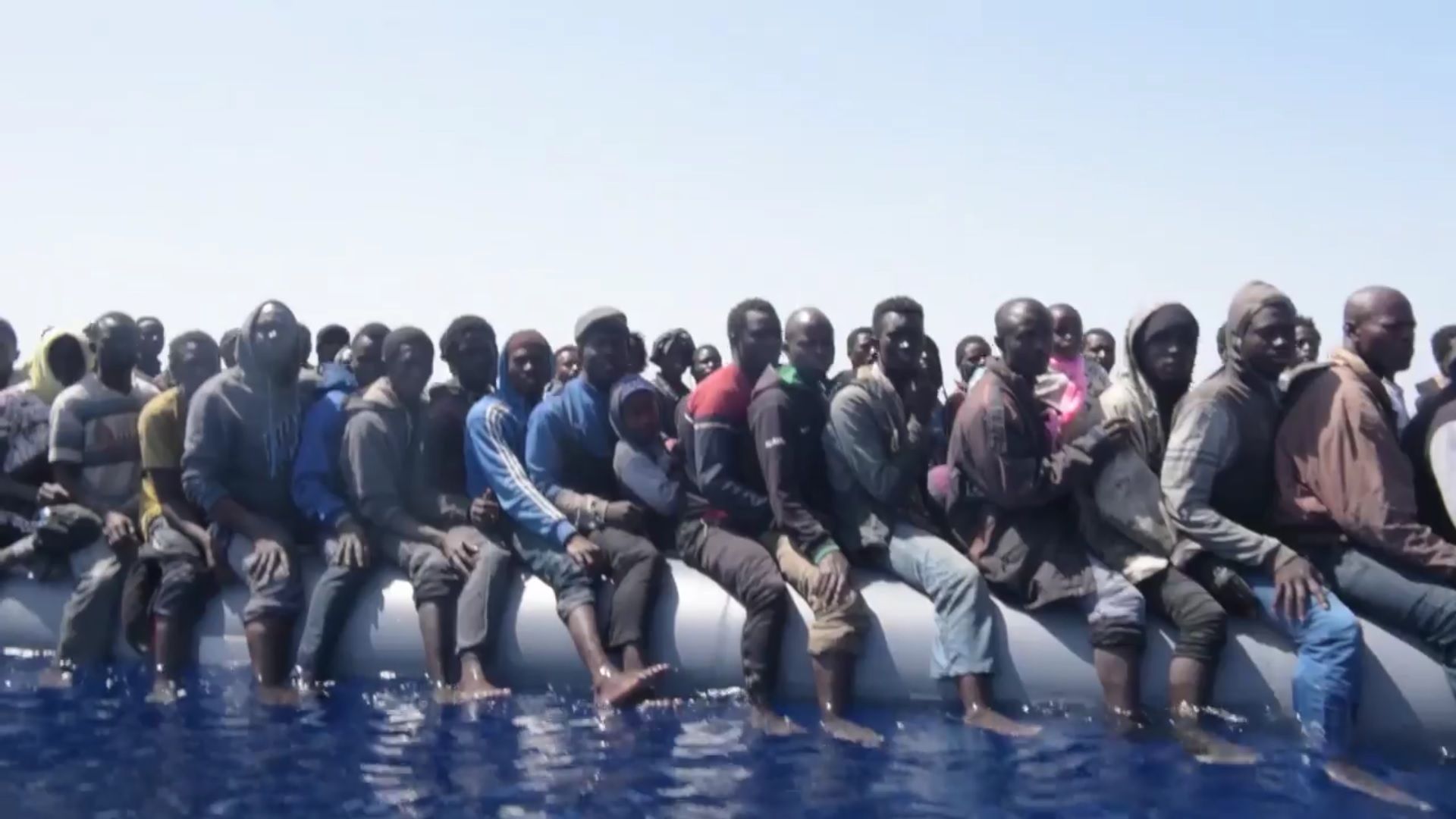 Un vídeo de Metges sense Fronteres alerta del perill de més naugfragis al Mediterrani