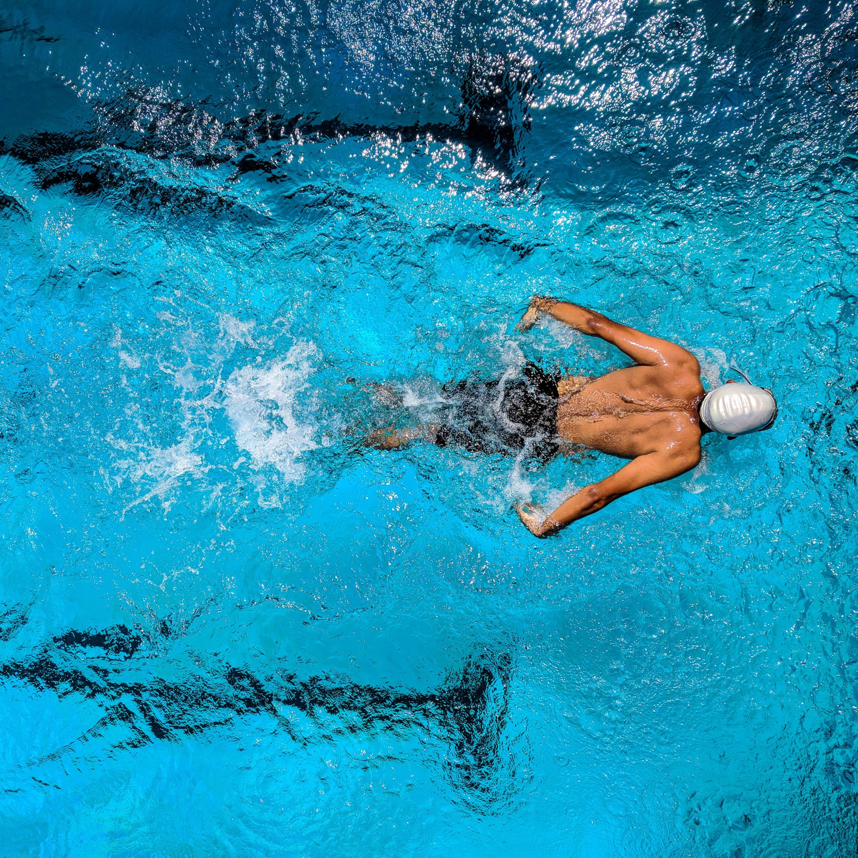 Com pots perdre pes amb la natació