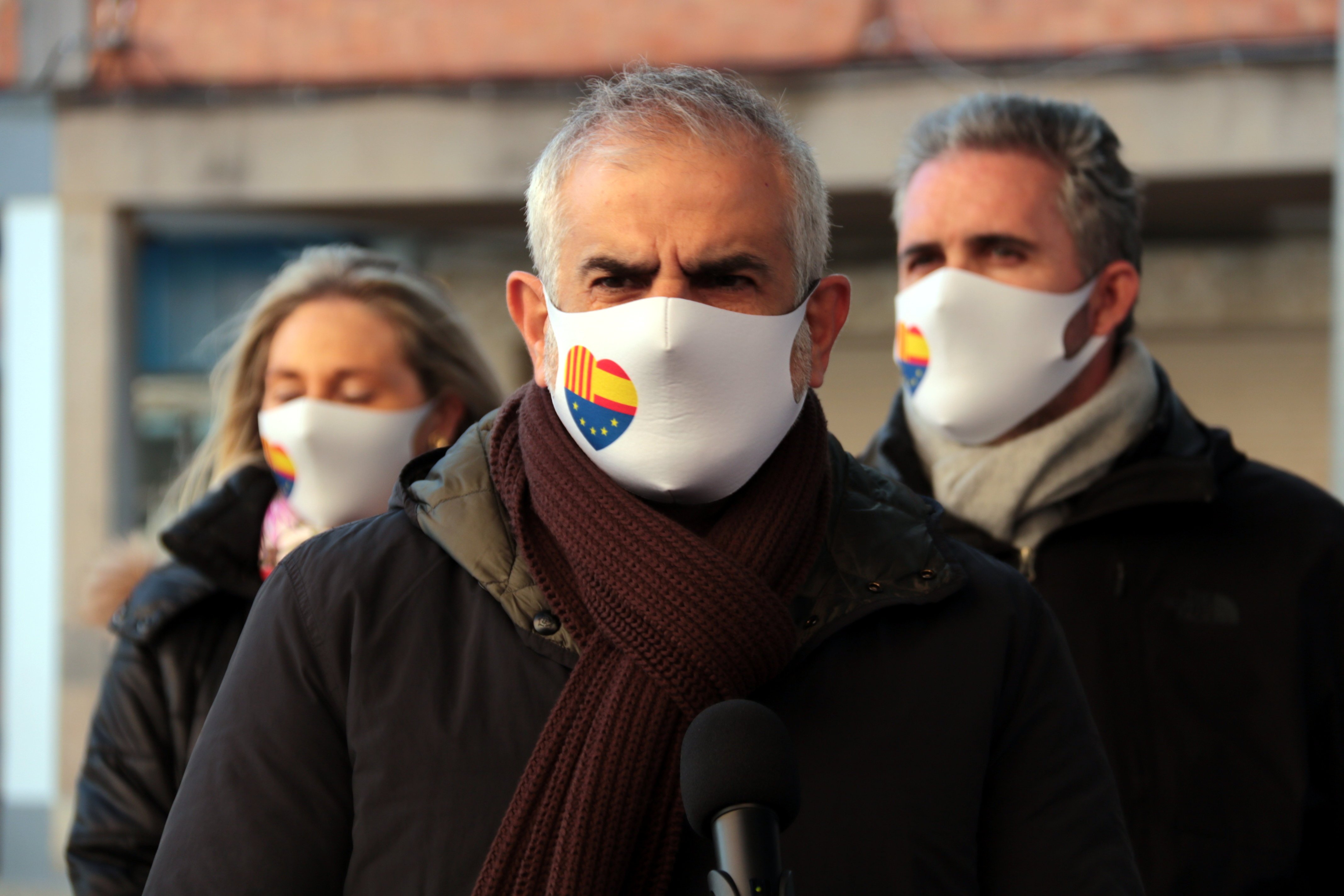 Cs torna amb la seva particular croada contra els símbols en favor dels presos