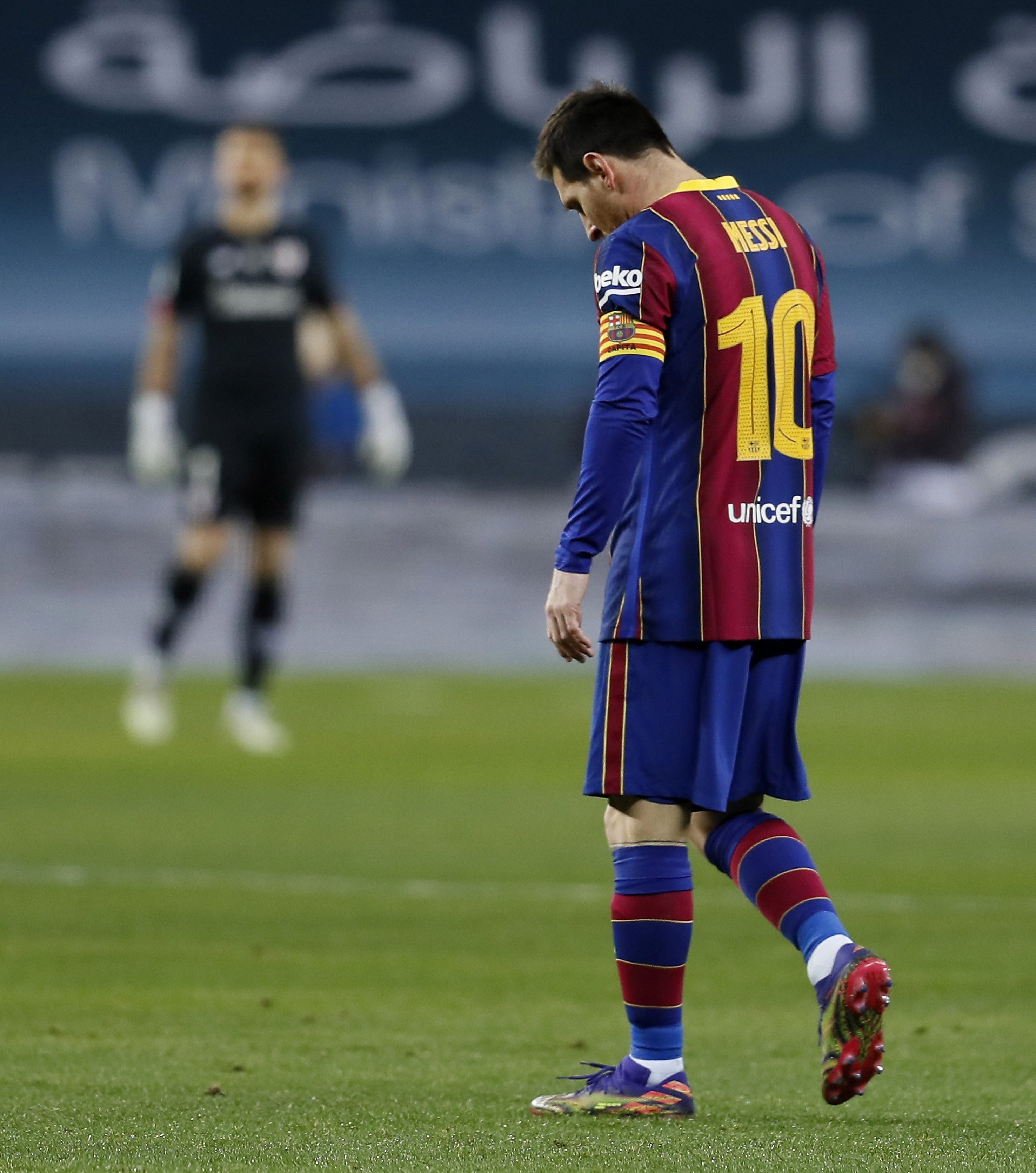 Primera expulsió de Messi amb el Barça per una agressió a Villalibre