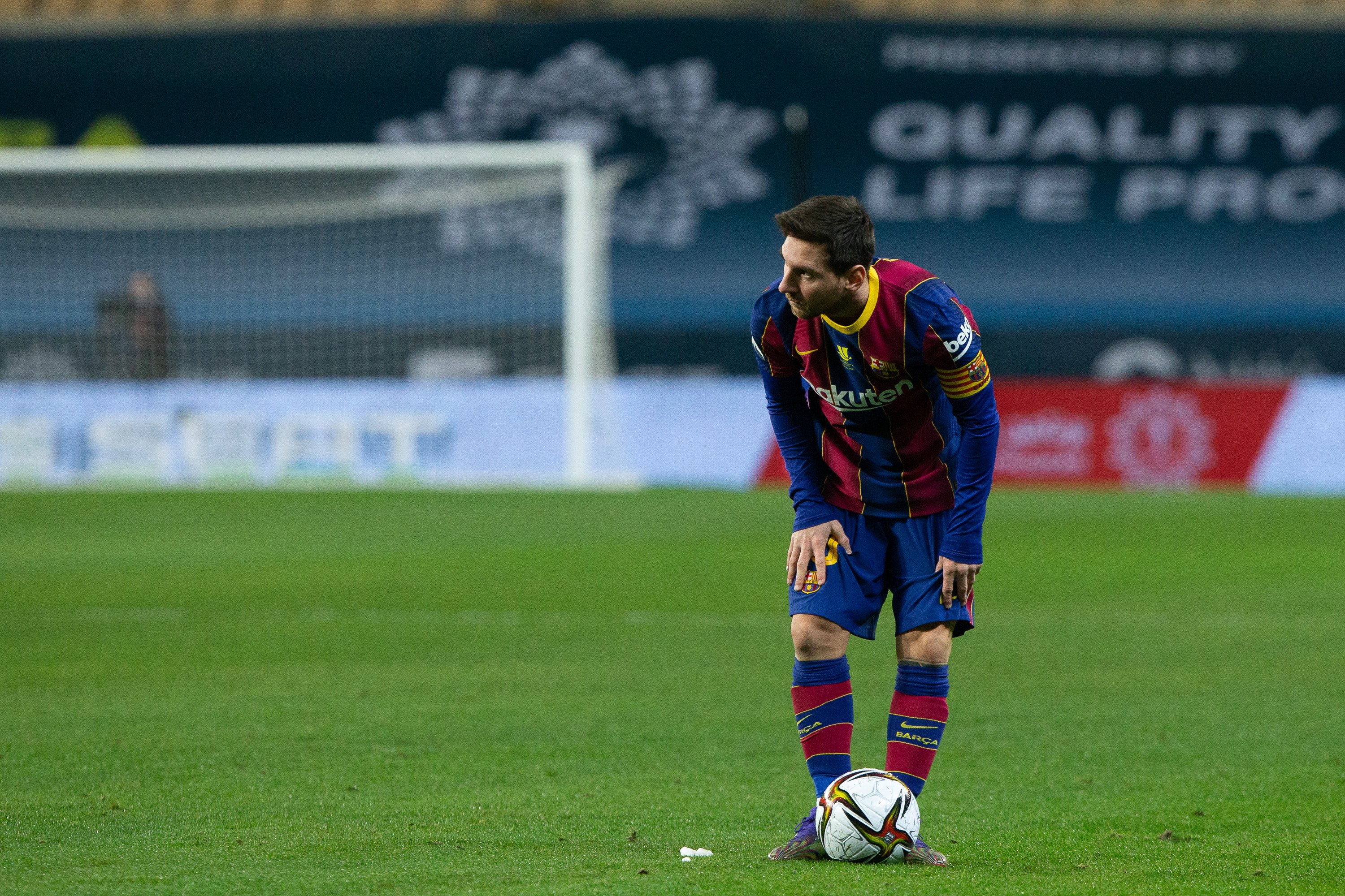 Portades esportives del Barça: tristor, manca de fe i desesperació