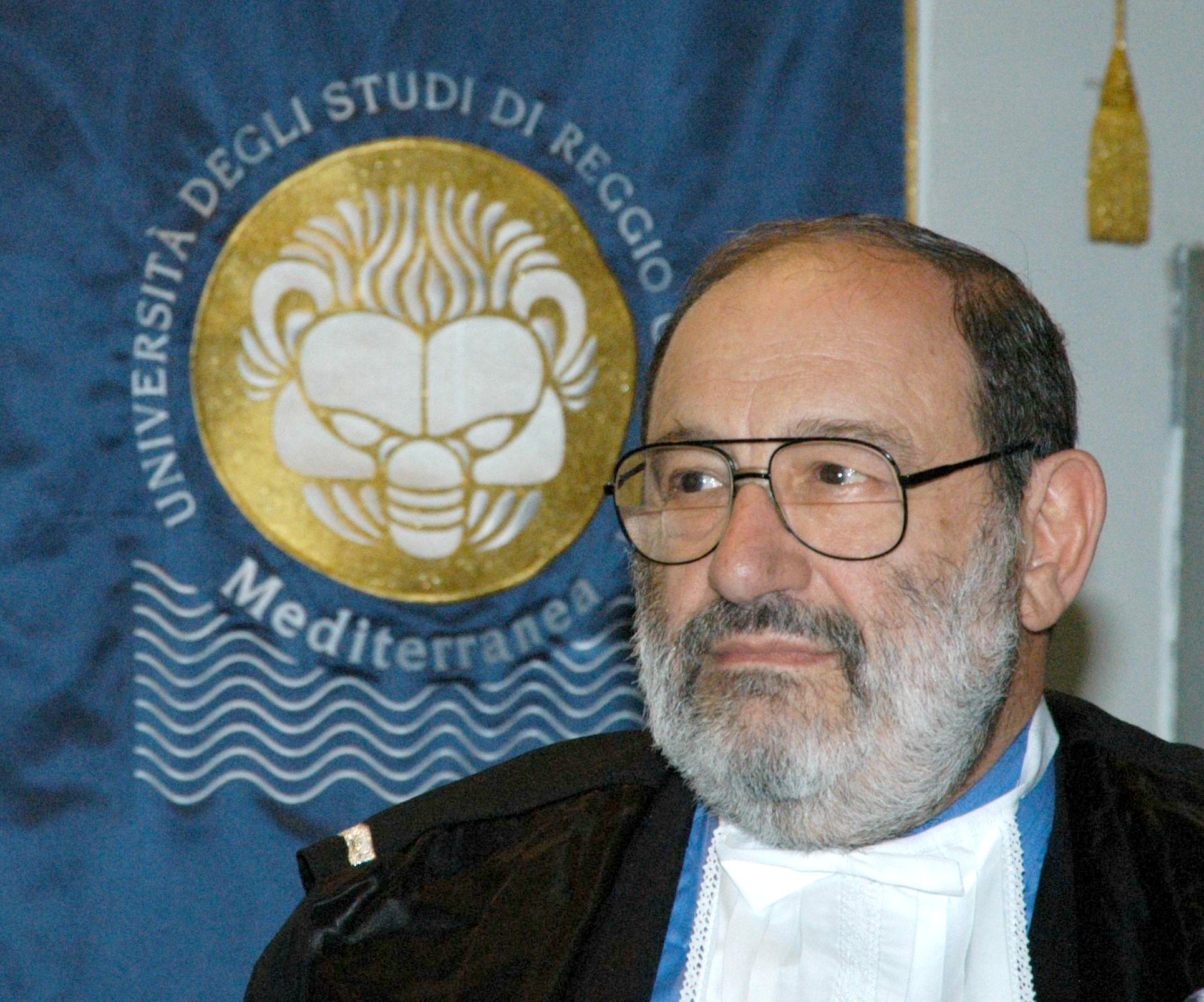 Un tuit sobre la biblioteca d'Umberto Eco fa 50.000 likes