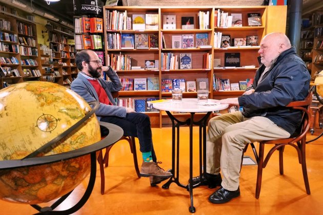 Joan Safont entrevista Pep Bernades, propietario de la libreria Altaïr/Pep Antoni Roig 