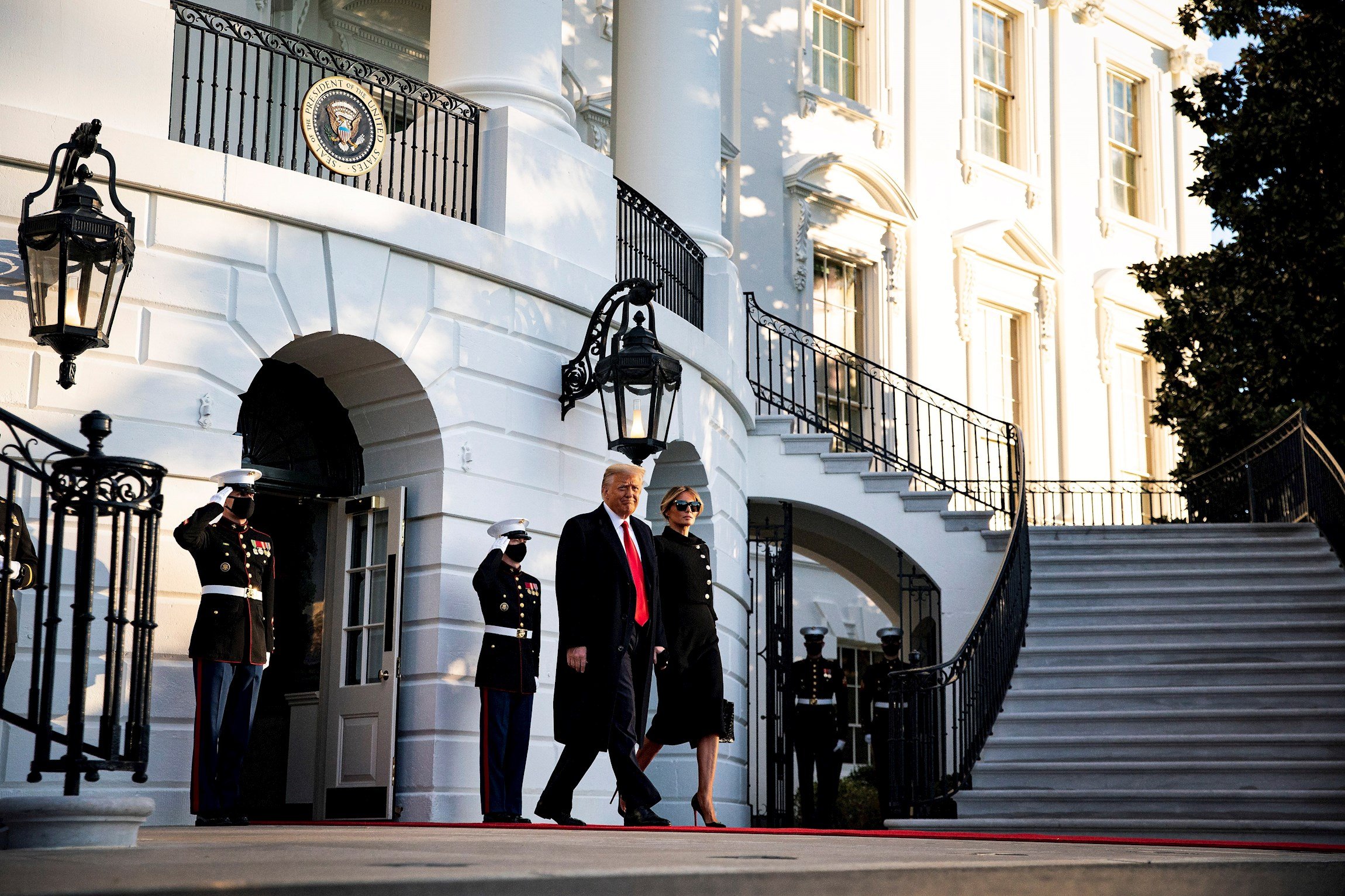 Donald Trump Melania abandonan Casa Blanca Efe