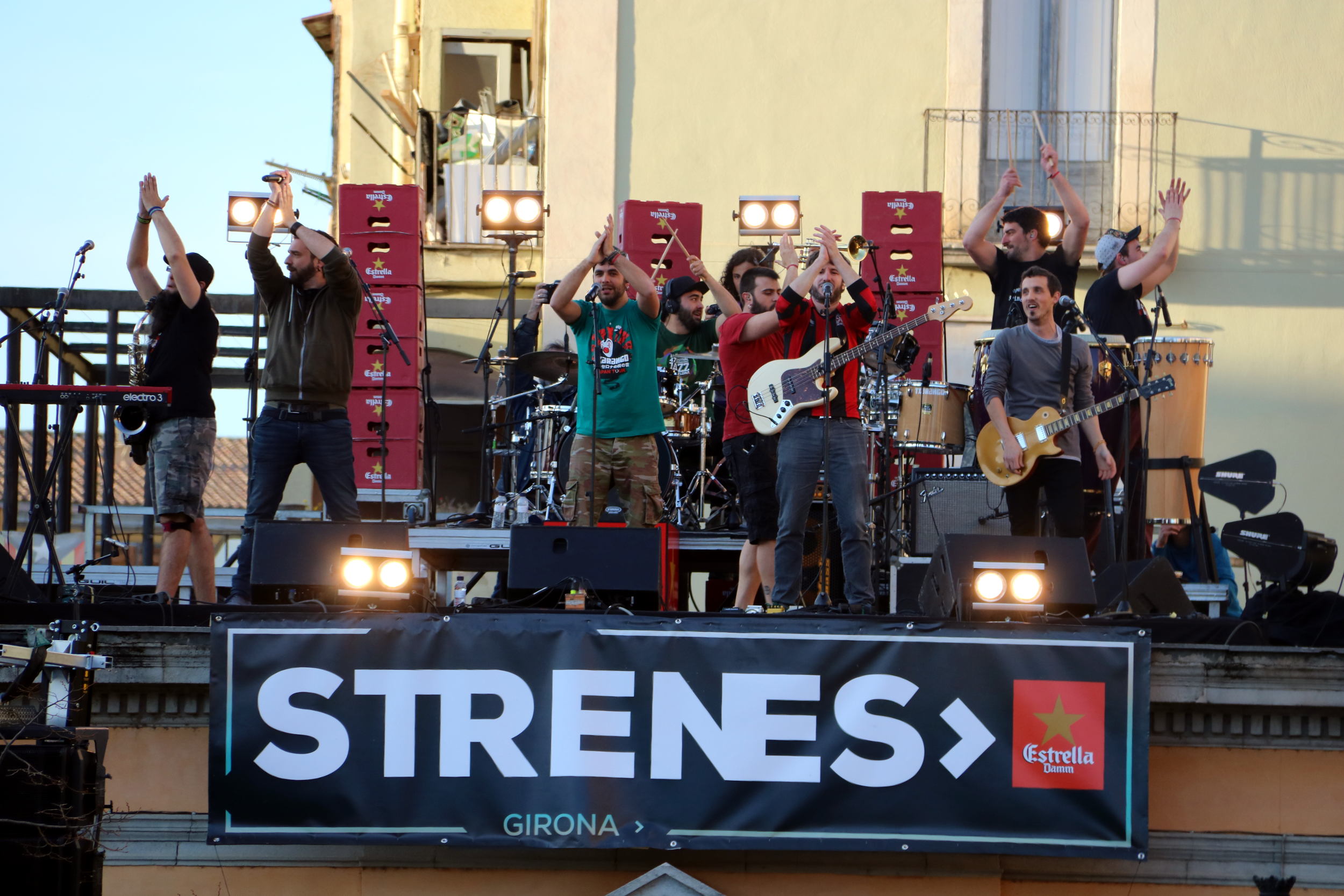 Txarango inauguran el Festival Strenes de Girona con récord de asistencia