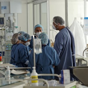 Siguen subiendo los ingresos en las UCI por coronavirus
