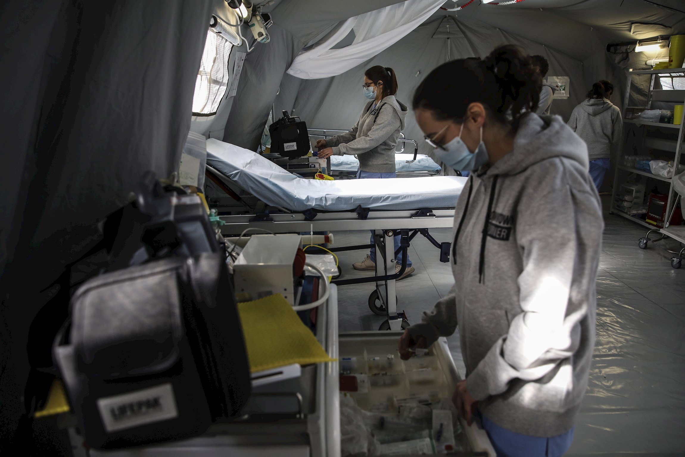 Portugal, saturado, sopesa enviar pacientes Covid a otros países