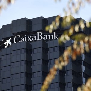 CaixaBank rebaja las salidas por el ERE a 6.452 y retira la forzosidad