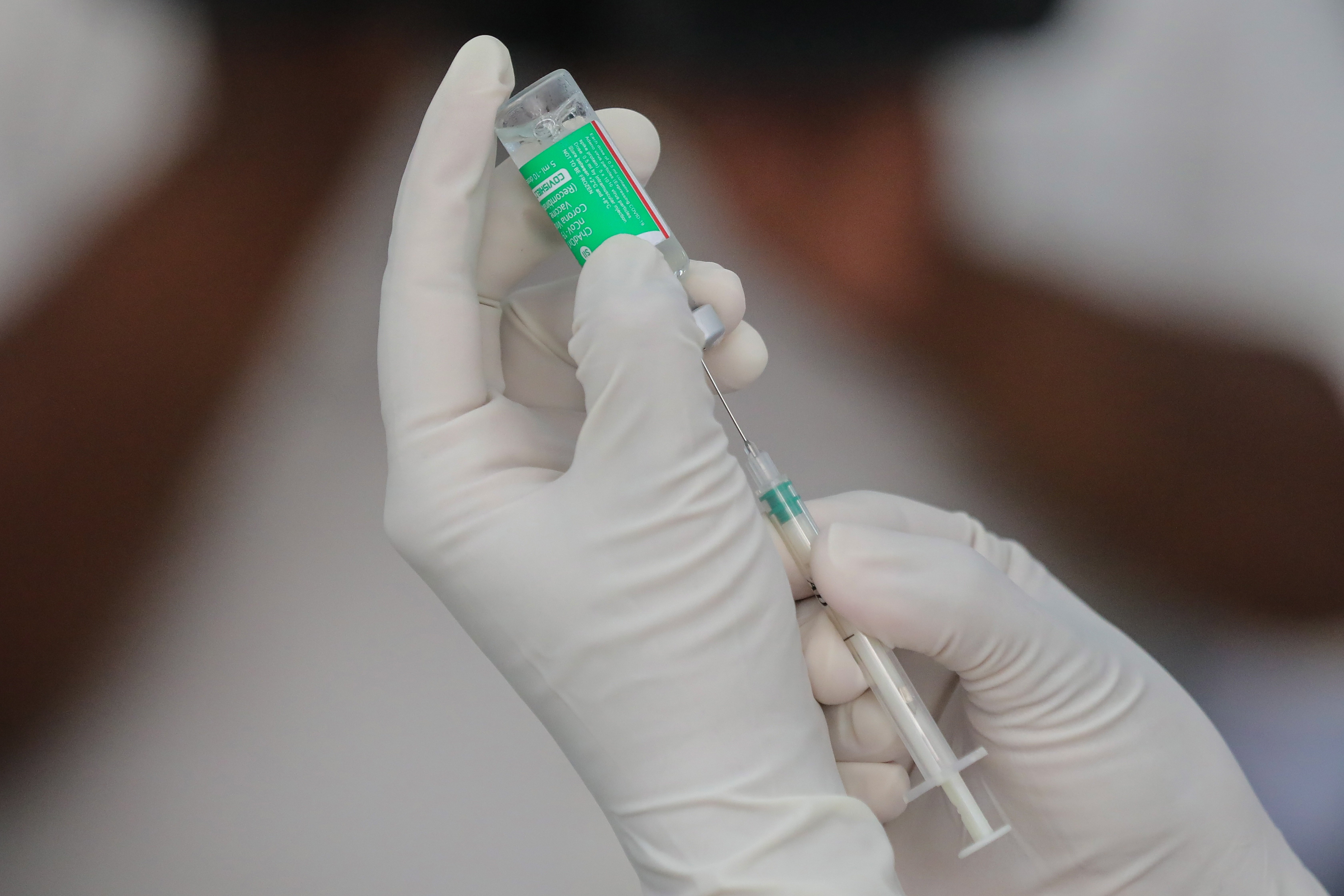 La EMA recomienda autorizar la vacuna de AstraZeneca