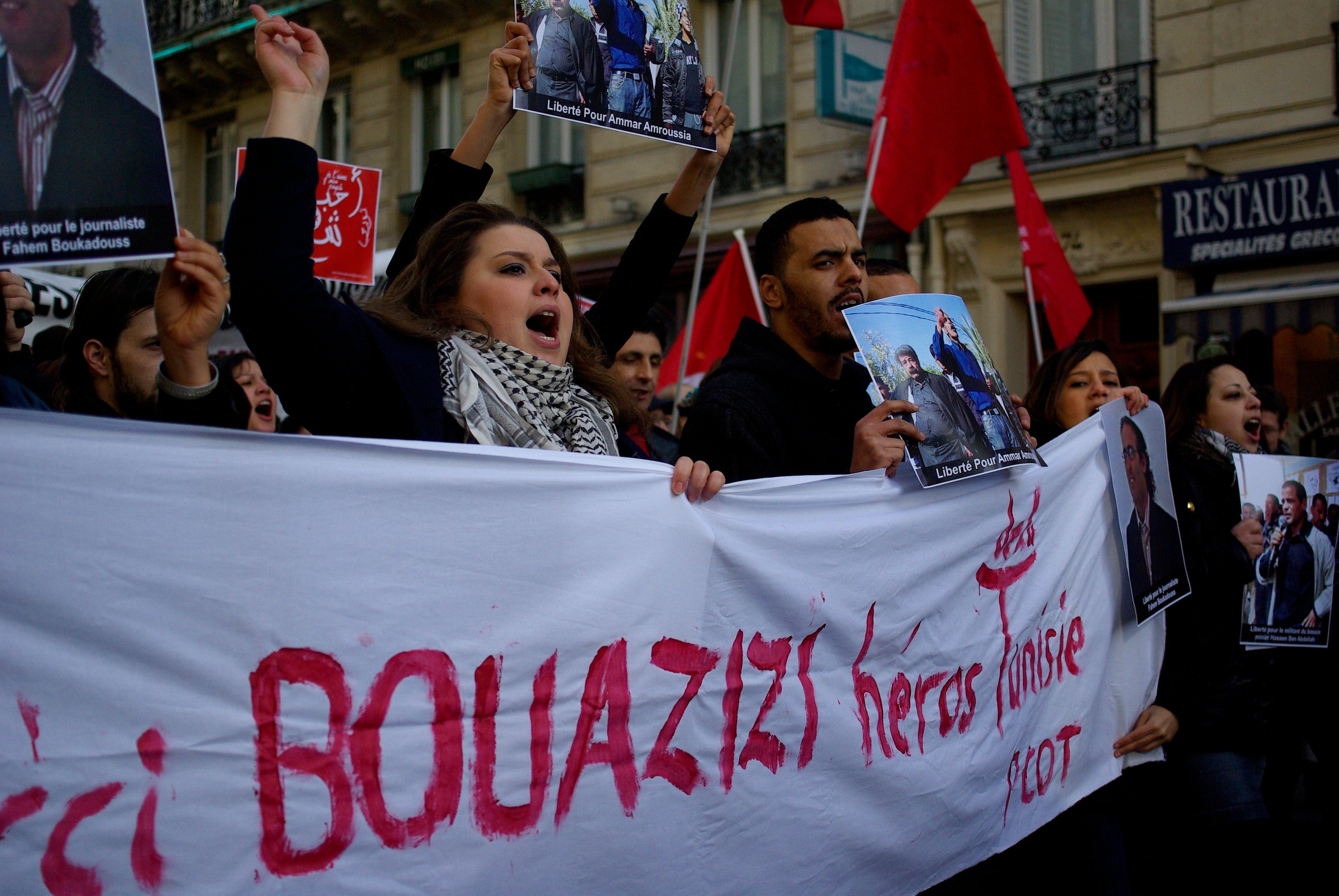 French support Bouazizi  / Wikipedia