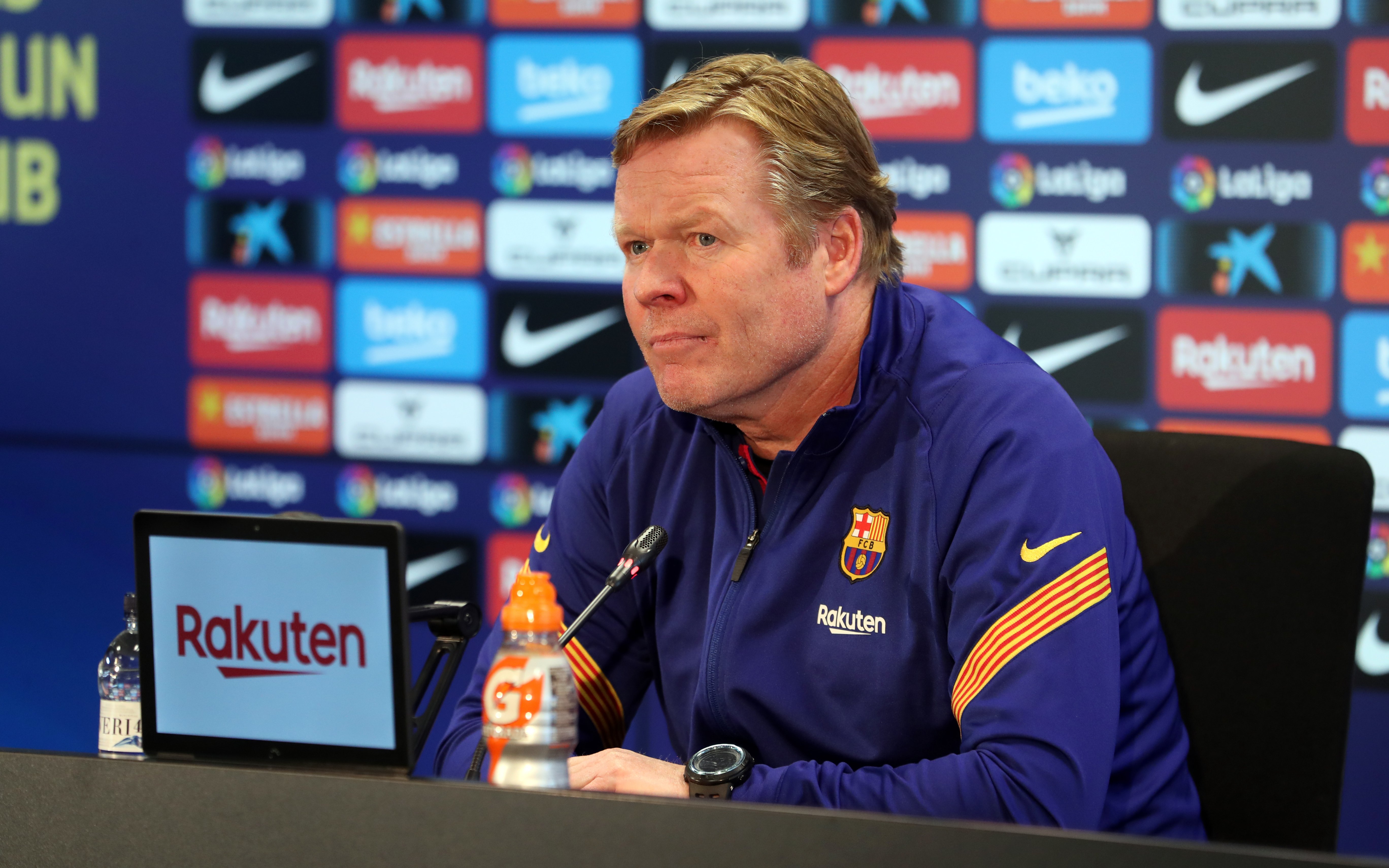 Koeman: "Necesitamos un presidente"