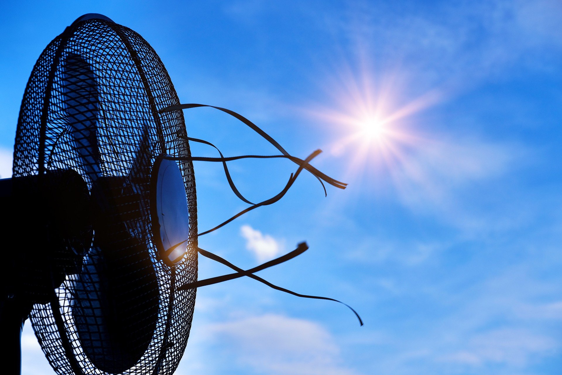 Carrefour trae de Japón un ventilador portátil manos libres para no pasar calor