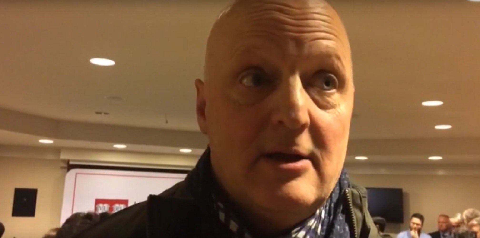 “L’esperit sospitós” de les preguntes de la conferència de Puigdemont