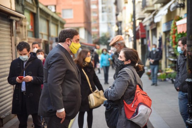 junqueras passeja pe gracia   marc puig