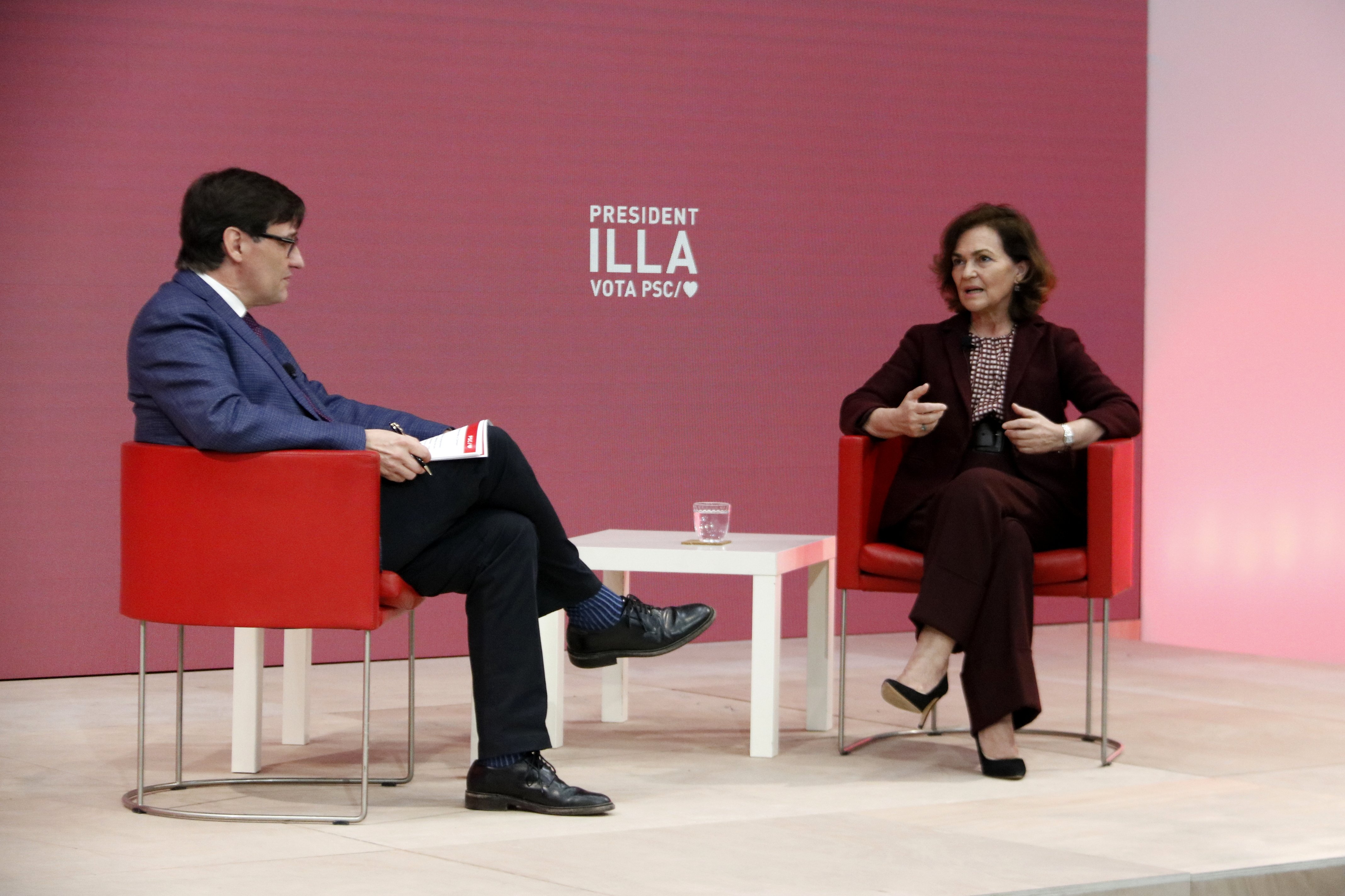 Calvo retreu a Junqueras que alerti del suport del "feixisme" de Vox al PSC Calvo retreu a Junqueras que alerti del suport del "feixisme" de Vox al PSC