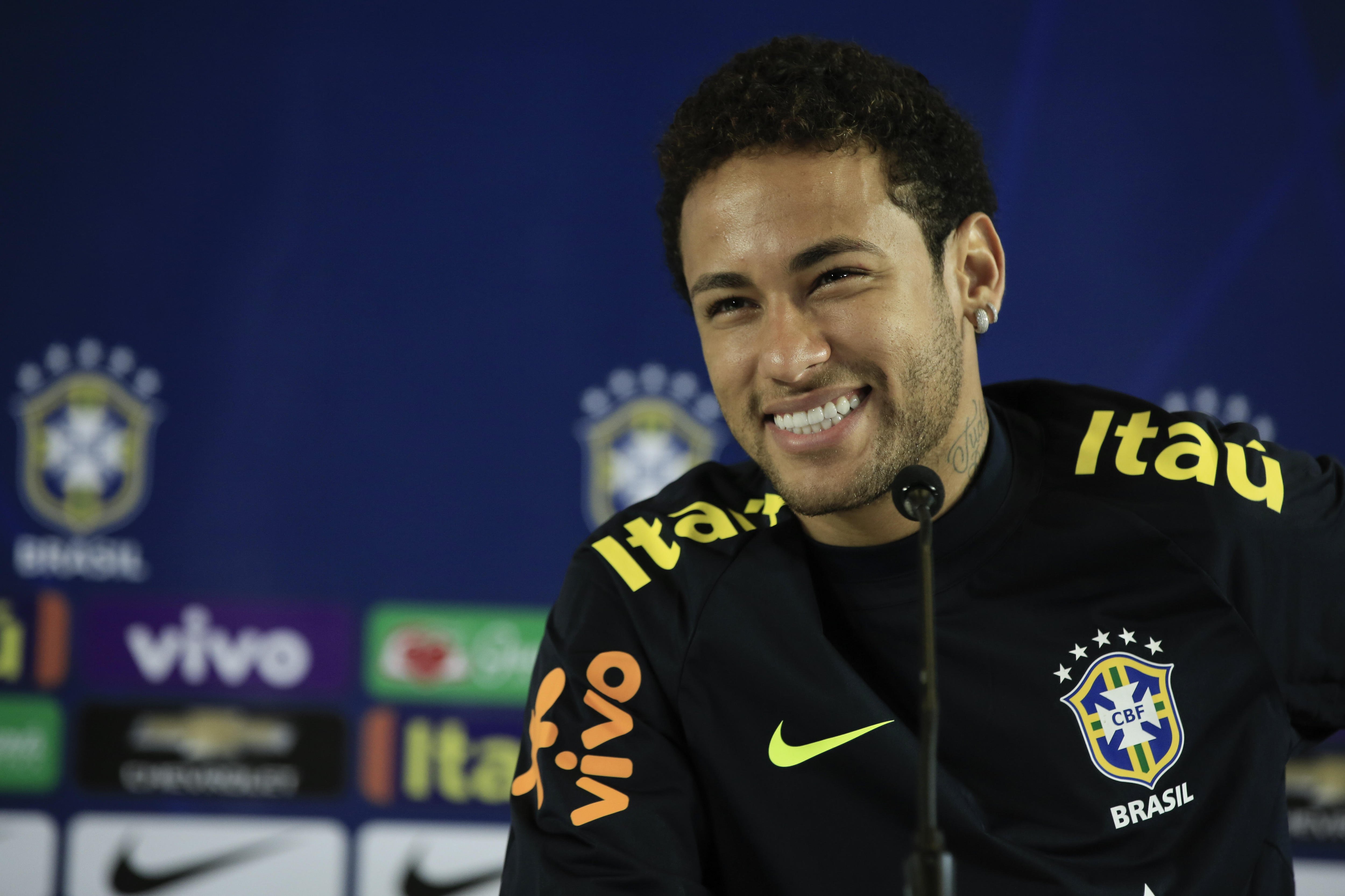 Neymar: "Messi me ayudó mucho en mis inicios"