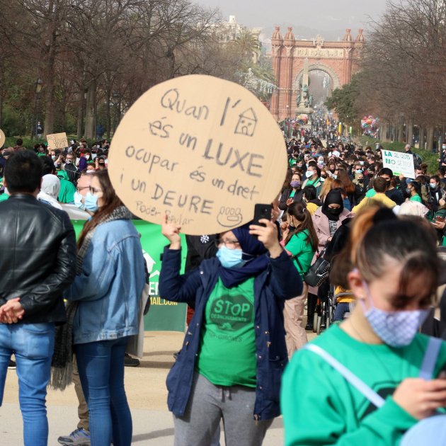 Joven estudiante vasco no hace la matrícula a tiempo y termina escogiendo optativas de mierda.